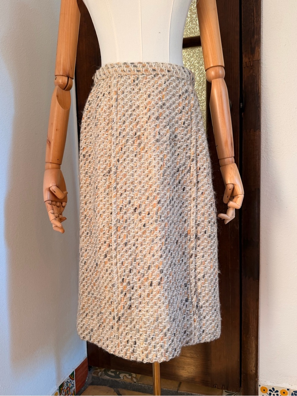 Vintage ILGWU Tan Tweed Textured High Rise A-Line Midi Skirt Fringe L